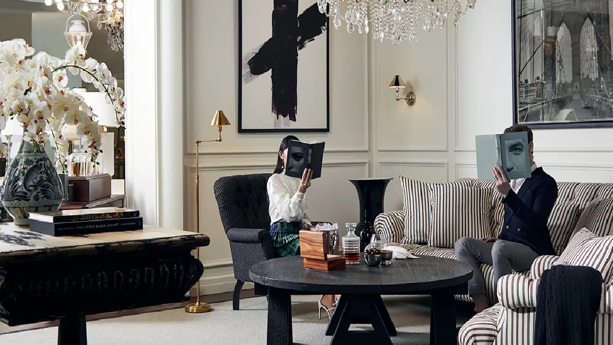 DMHOME – Brand Identity — 5