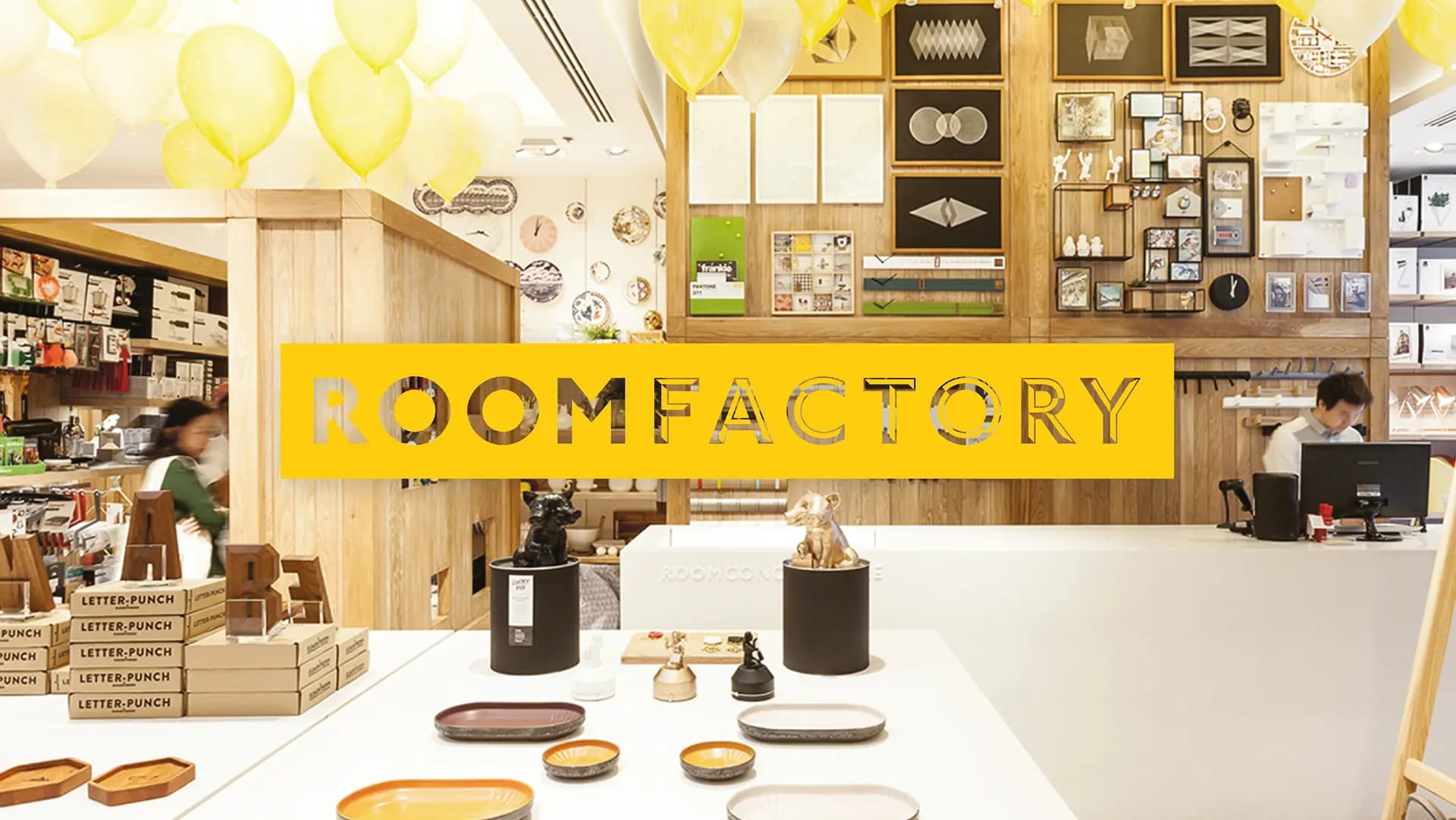 ROOMCONCEPTSTORE – Brand Identity — 10